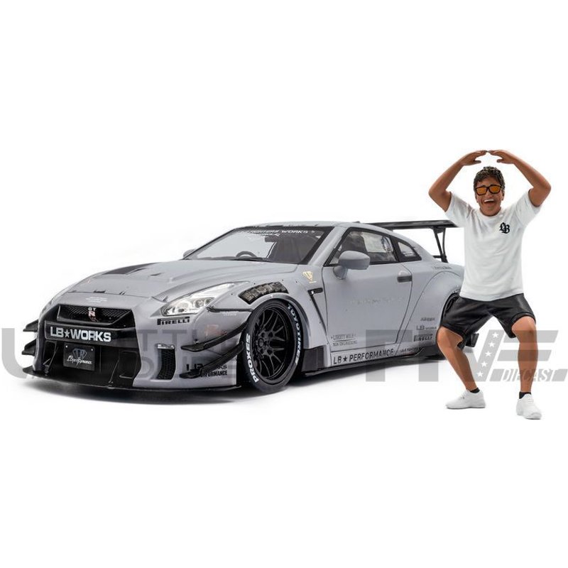 Solido 1/18 - Nissan Gt-R (R35) Lwbk Type 2.0 With Kato San - 2024 S1805821-Solido