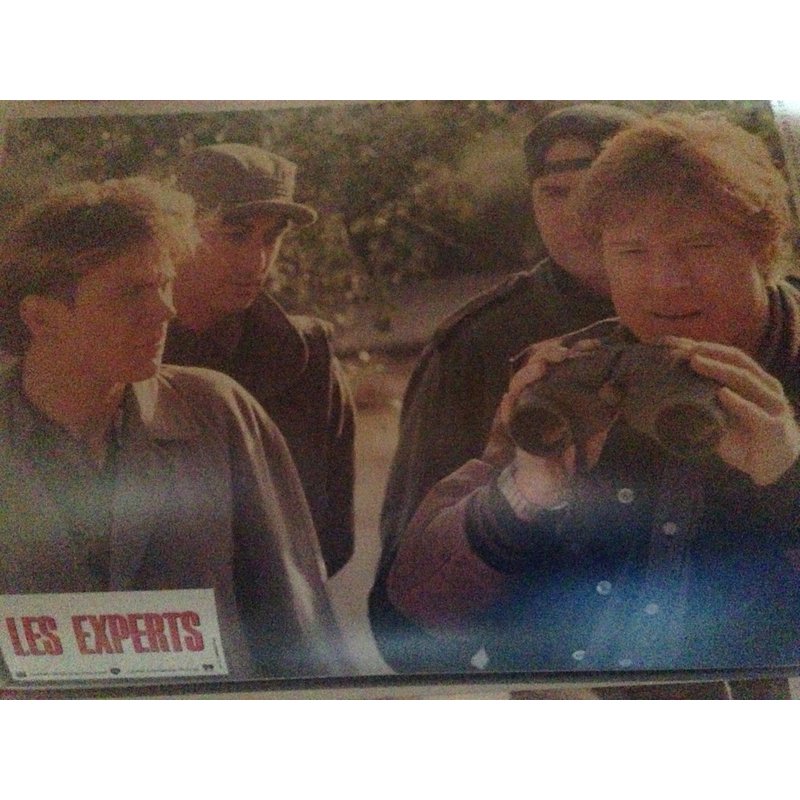 Les Experts Ou Les Escrocs Au Québec (Sneakers) - Photos D'Exploitation