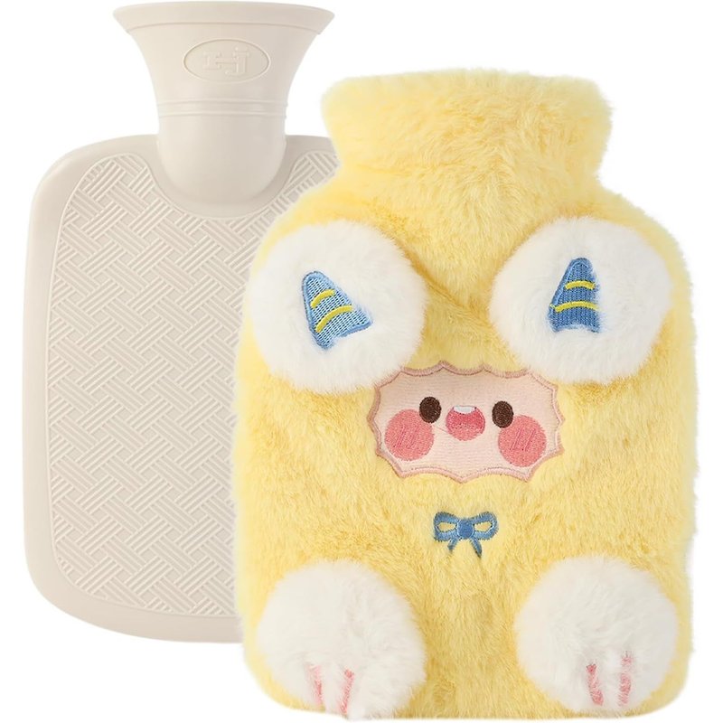 Mini Hot Water Bottle,800 ml Children's Hot Water Bottle,Small Hot Water Bottle,Removable Warm Coat,Suitable for Children,Girlfriends,Family,Christmas,Birthday (Yellow Goat)