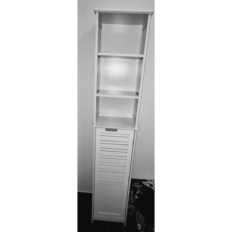 Meuble colonne de salle de bain blanc avec porte persienne