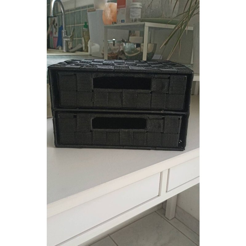 Rangement Tissu Tressé, 2 Tiroirs En Très Bon État
