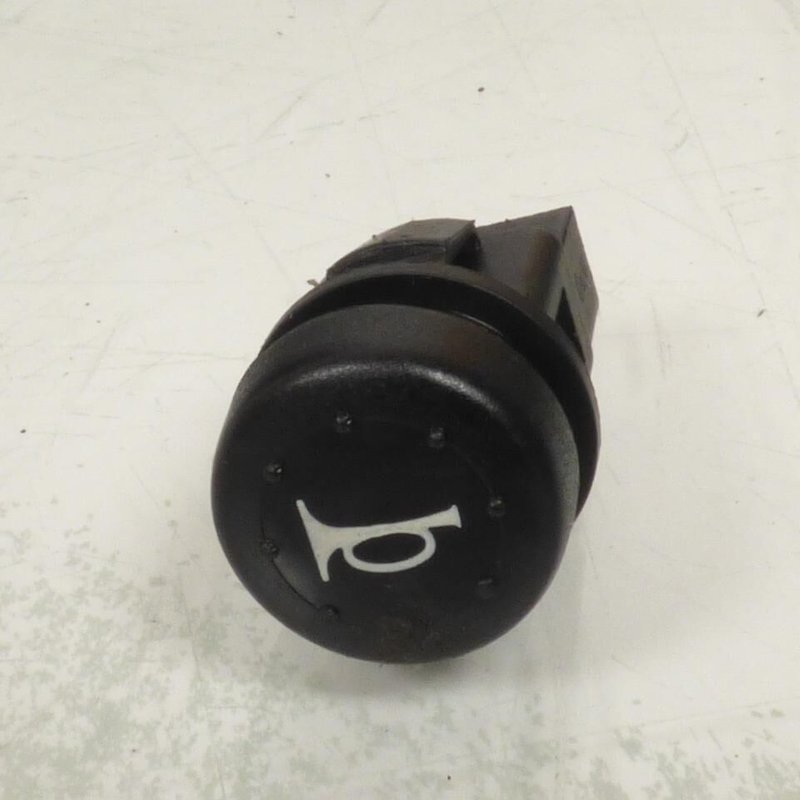 Bouton De Couvre Guidon Origine Pour Scooter Gilera 125 Runner Vx 2005-2006 580858r Occasion