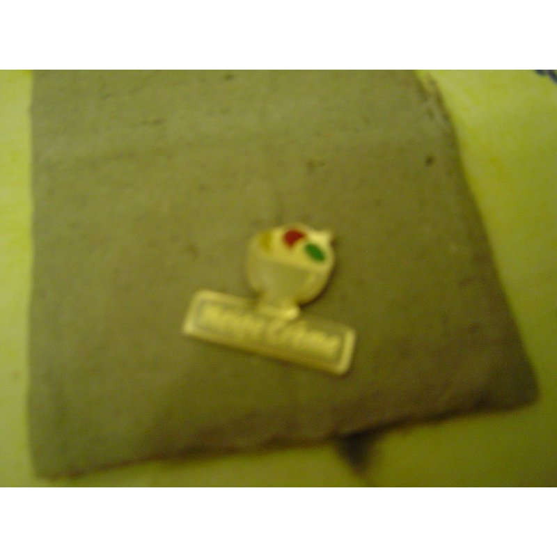 Pins Coupe De Glace Neige Crème