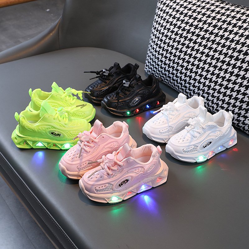 New Fashionable Sports Luminous Shoes Breathable Casual Shoes With Lights For Small And Medium Sized Children Lightweight Soft Soled Toddler Shoes