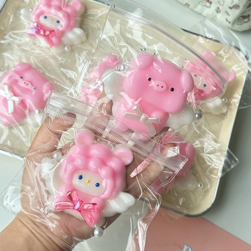 Foam Squishies Cute Little Pig Pinching Fun Pink Angel Little Pig And Lamb Stress-relieving Toys To Relieve Stress And Release Release Slow Rebound
