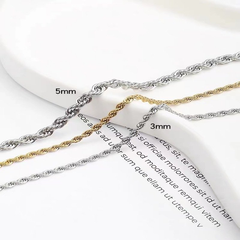 Titanium Steel Braided Vacuum Plating Non-Fading Gold And Silver Two-Color Necklace Hip-Hop Men's Simple Collarbone