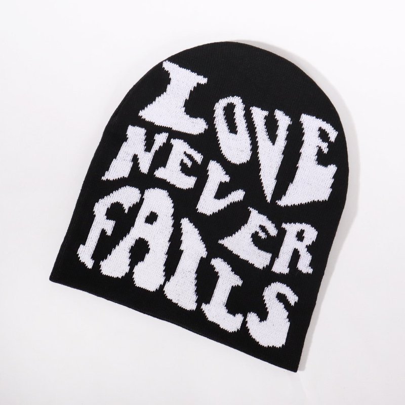 Unisex Multi-color simple design everything casual WE letter single-sided knitted hat trend warm