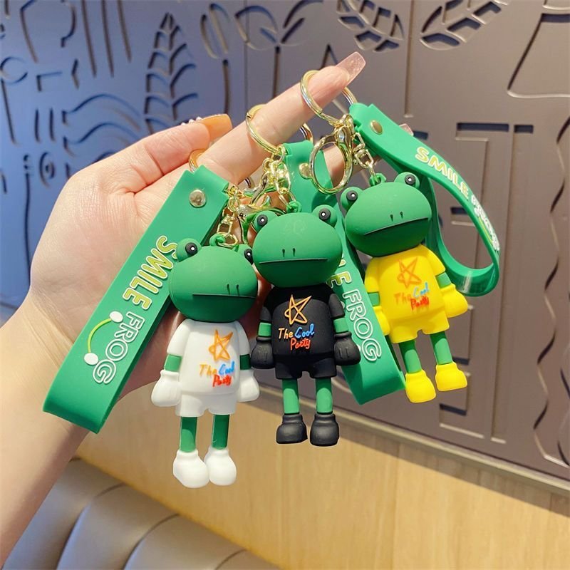 Internet celebrity cartoon trendy cool frog cute couple keychain, backpack car key pendant, gift
