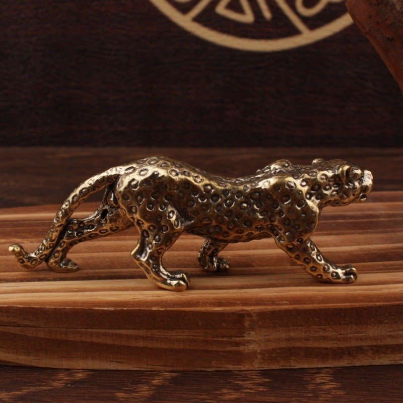 Cross-Border Hot Sale Brass Chinese Style Leopard Antique Ornament Office Desk Portable Plaything Vintage Collectible