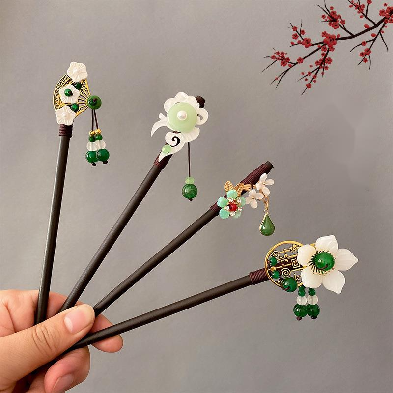 New Chinese style wood advanced sense fringe hairpin female hairpin hair hairpin Guo-style Hanfu step shake hair hairpin headwear