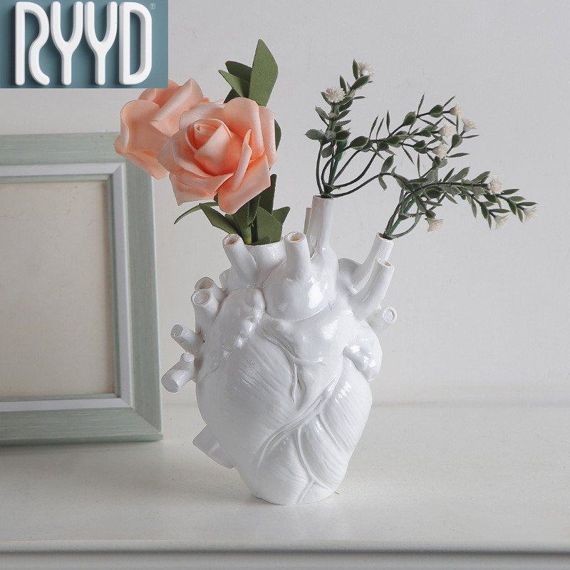 Gothic Halloween Heart Vase - Black/White Ceramic Art For Living Room & Desktop Decor