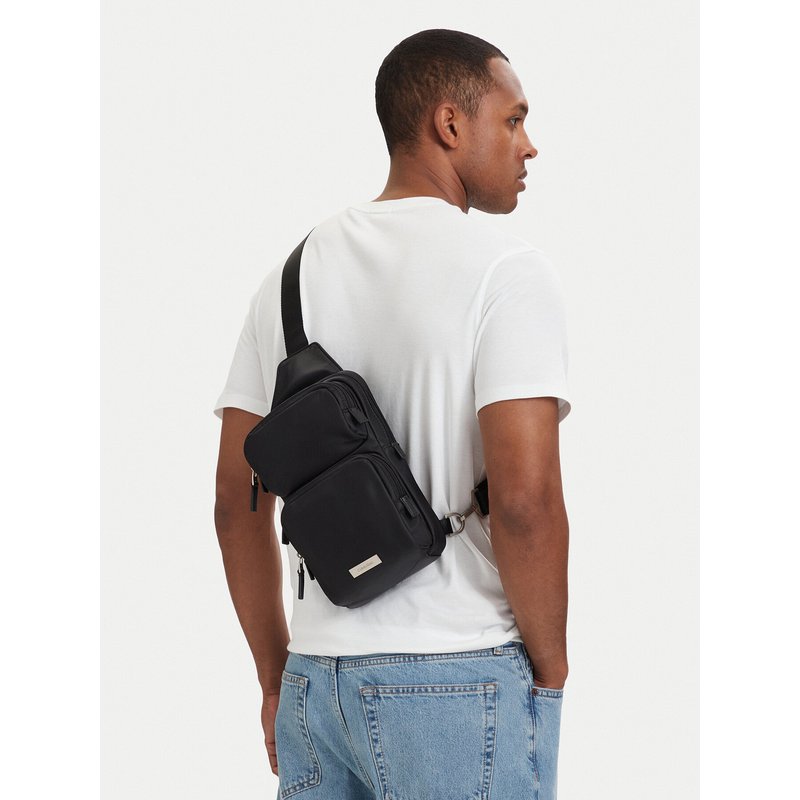 Umhängetasche Calvin Klein Clean Square LV04D3377G Schwarz