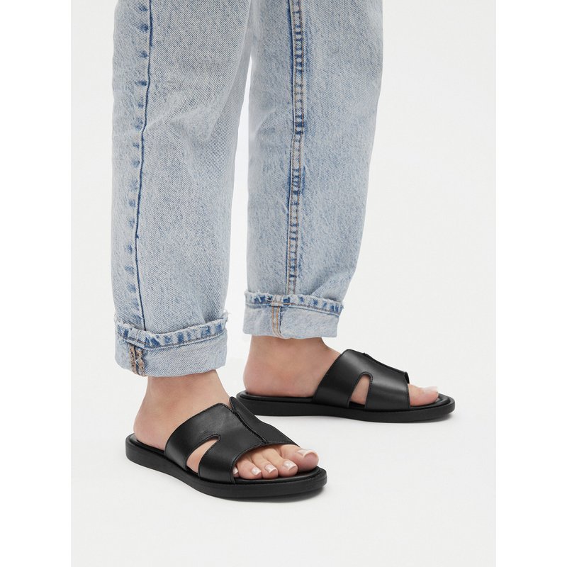 Pantoletten Lasocki WI23-3096-01 Schwarz