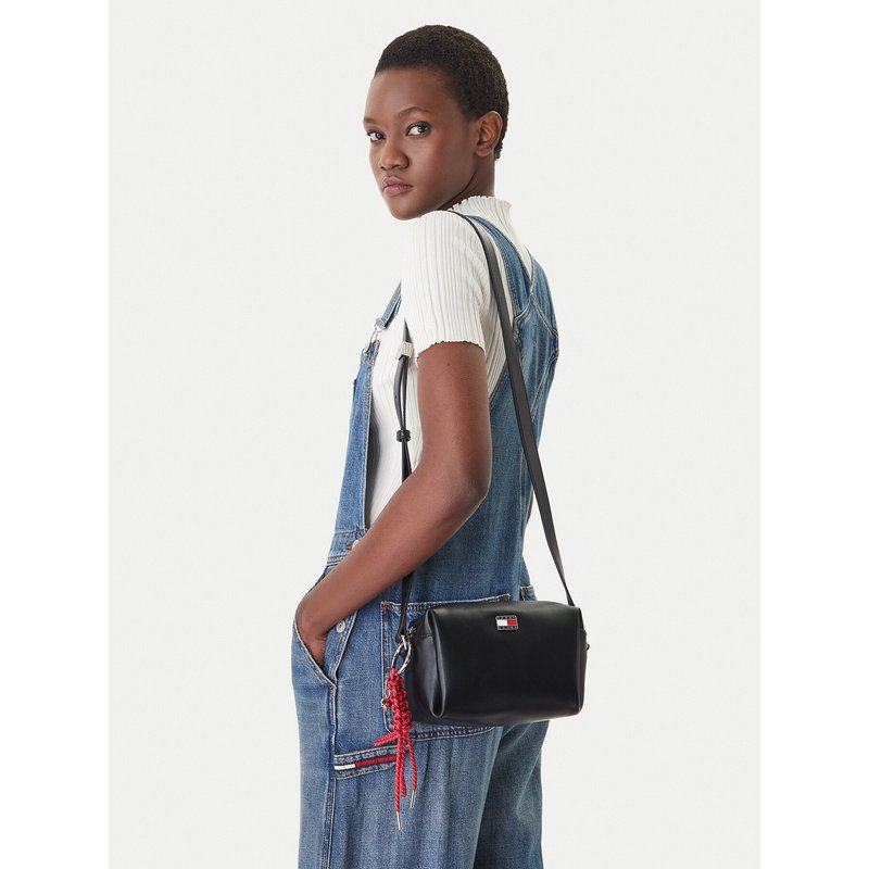 Handtasche Tommy Jeans Tjw City Charm Camera Bag AW0AW18456 Schwarz