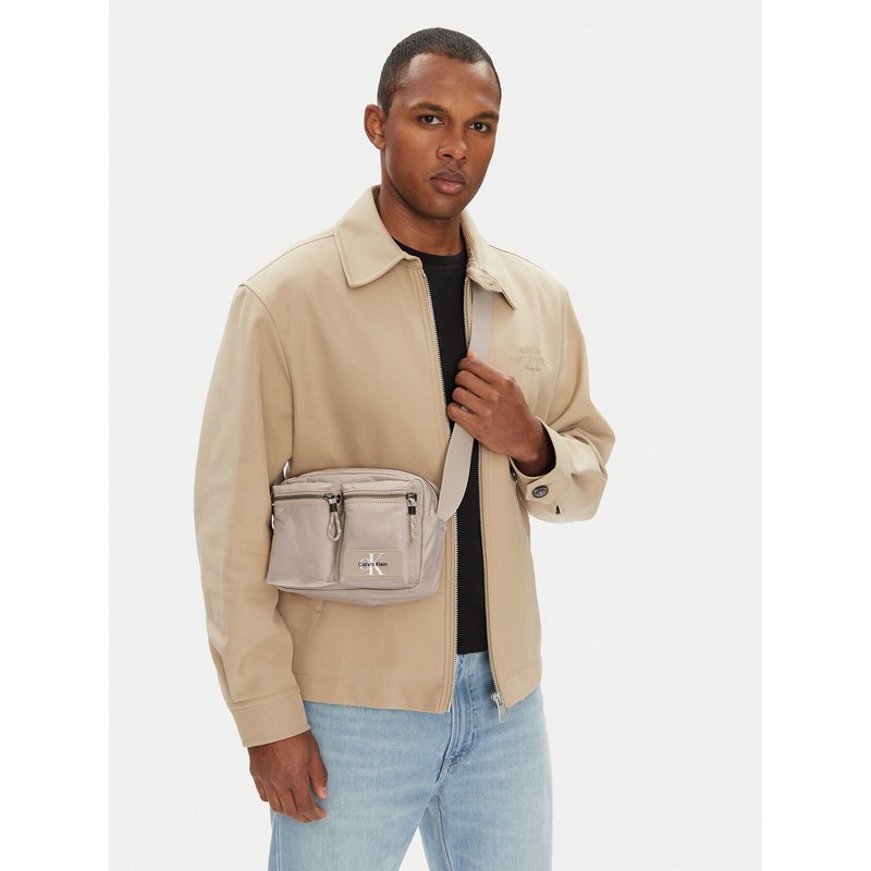 Umhängetasche Calvin Klein Tech Utility Camera Bag LV04G3178G Creme
