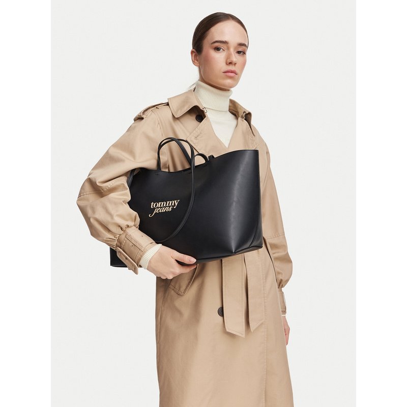 Handtasche Tommy Jeans Tjw Must Tote AW0AW19051 Schwarz