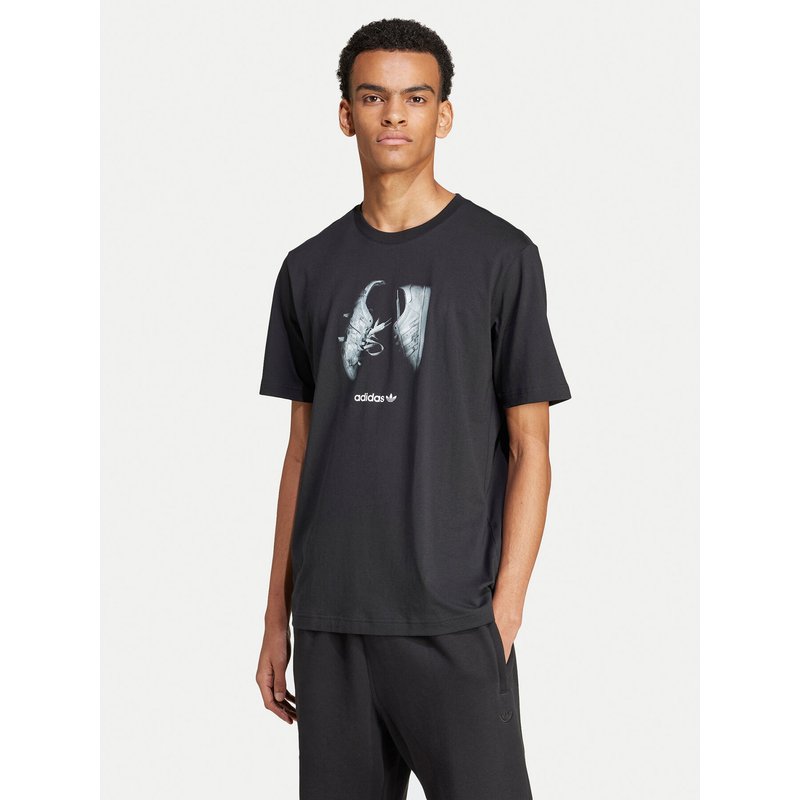 adidas T-Shirt Supply Street IY3431 Schwarz Regular Fit