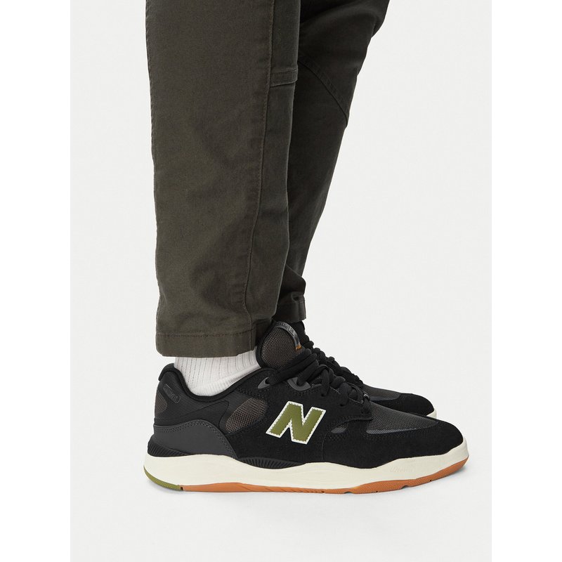Sneakers New Balance UN1010A Schwarz