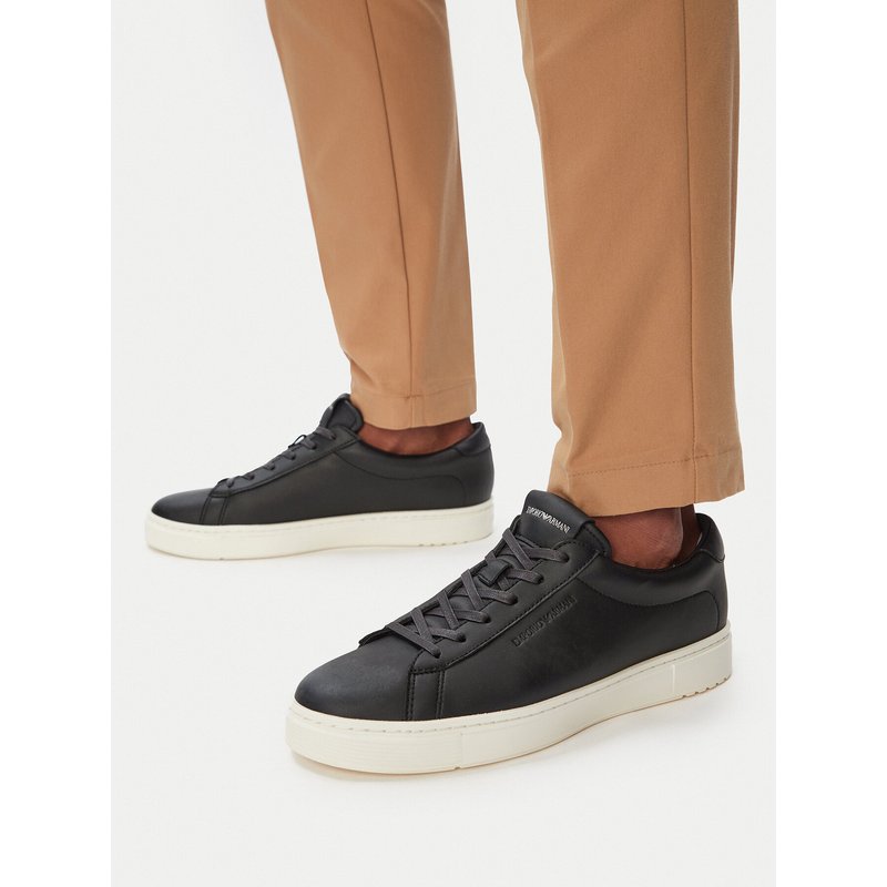 Sneakers Emporio Armani EM004783 AF20004cz Schwarz