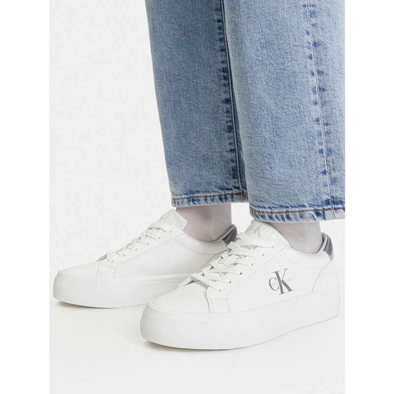 Sneakers Calvin Klein Vulc Flatf Lth Silver Logo Tag YW0YW01877 Weiß