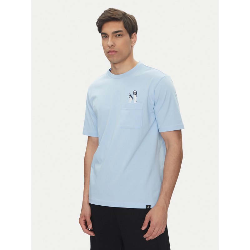 adidas T-Shirt Lounge Slides Graphic Pocket JM0376 Blau Regular Fit