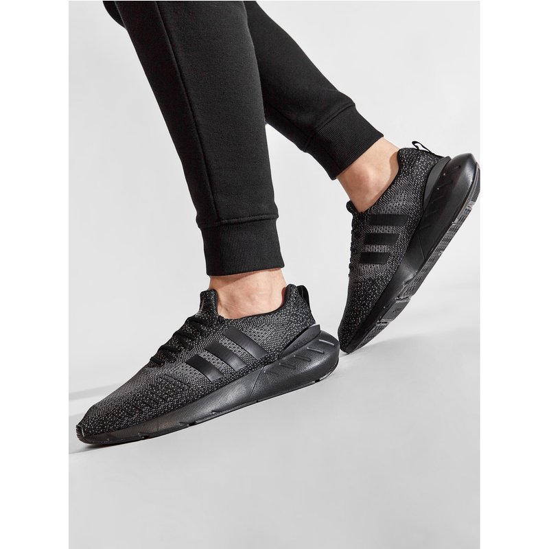 Sneakers adidas Swift Run 22 GZ3500 Schwarz