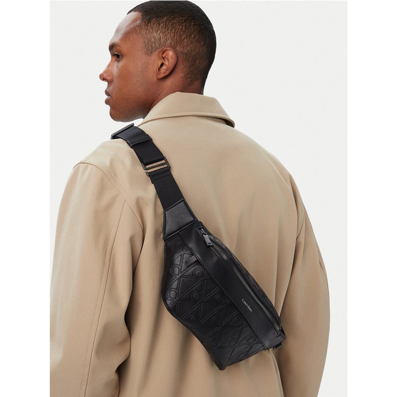 Gürteltasche Calvin Klein Emblem Aop Deboss Waistbag LV04D3564G Schwarz