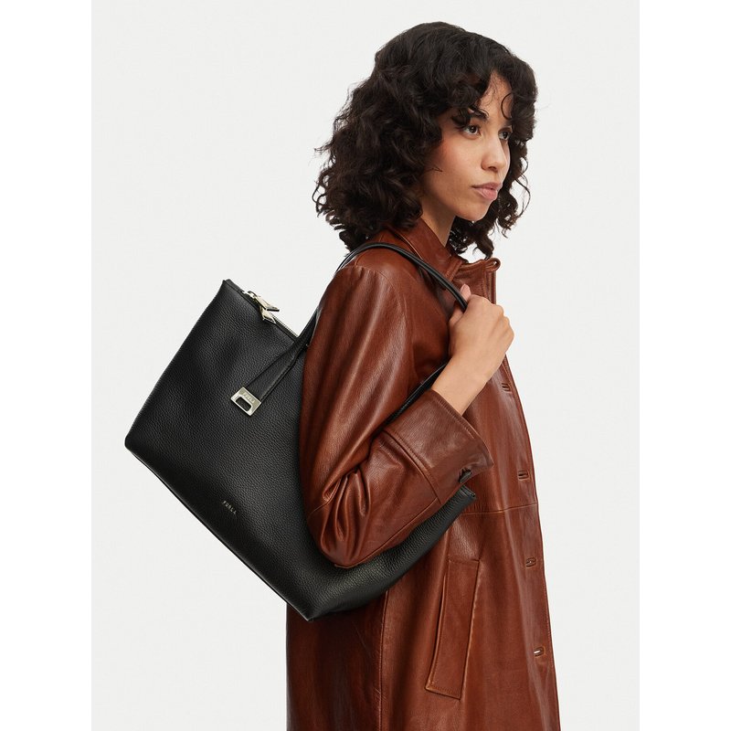 Handtasche Furla Olivia M WB01977 HSF000 CN O6000 Schwarz