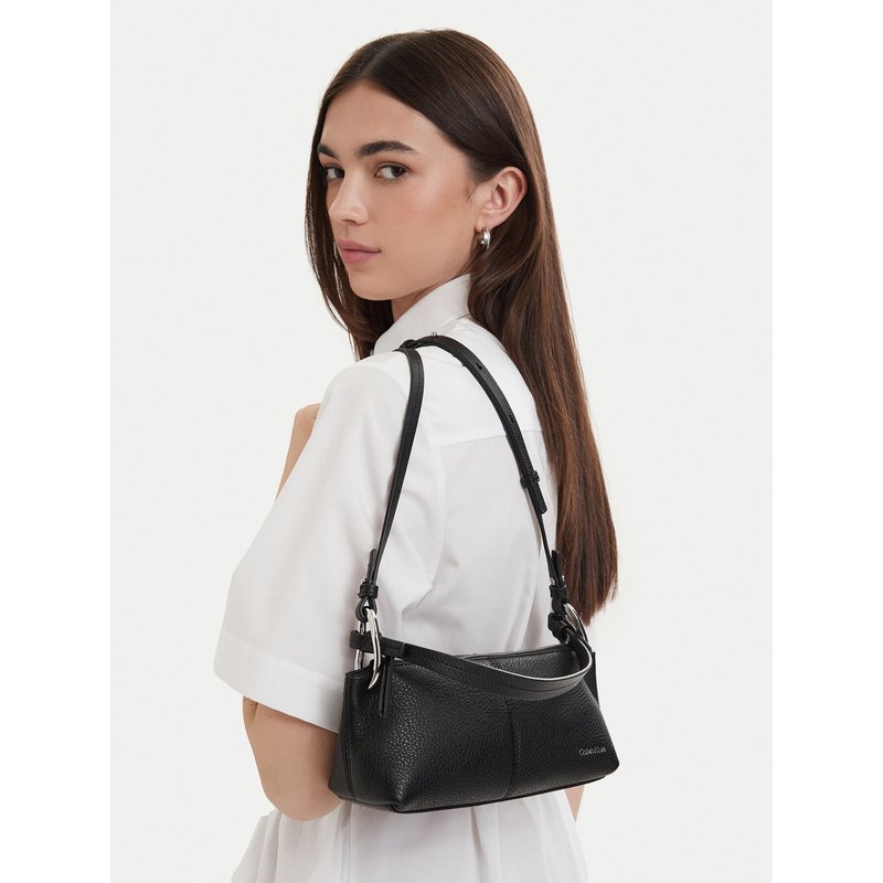 Handtasche Calvin Klein Slouchy Leather Small Conv Bag LV04F3659G Schwarz