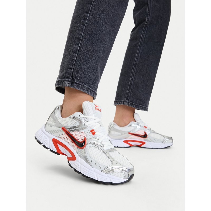 Sneakers Nike V5 RNR HQ7901 Grau