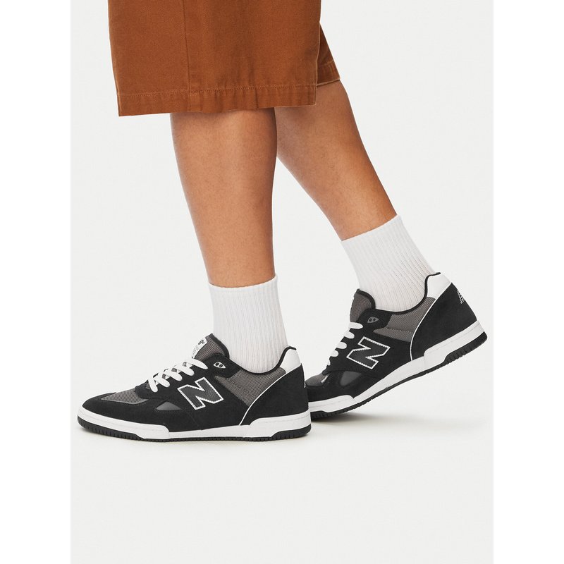 Sneakers New Balance UN600PPL Schwarz