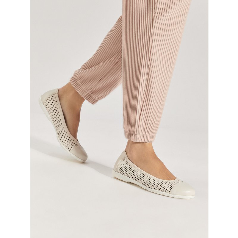Ballerinas Caprice 9-22151-42 Beige