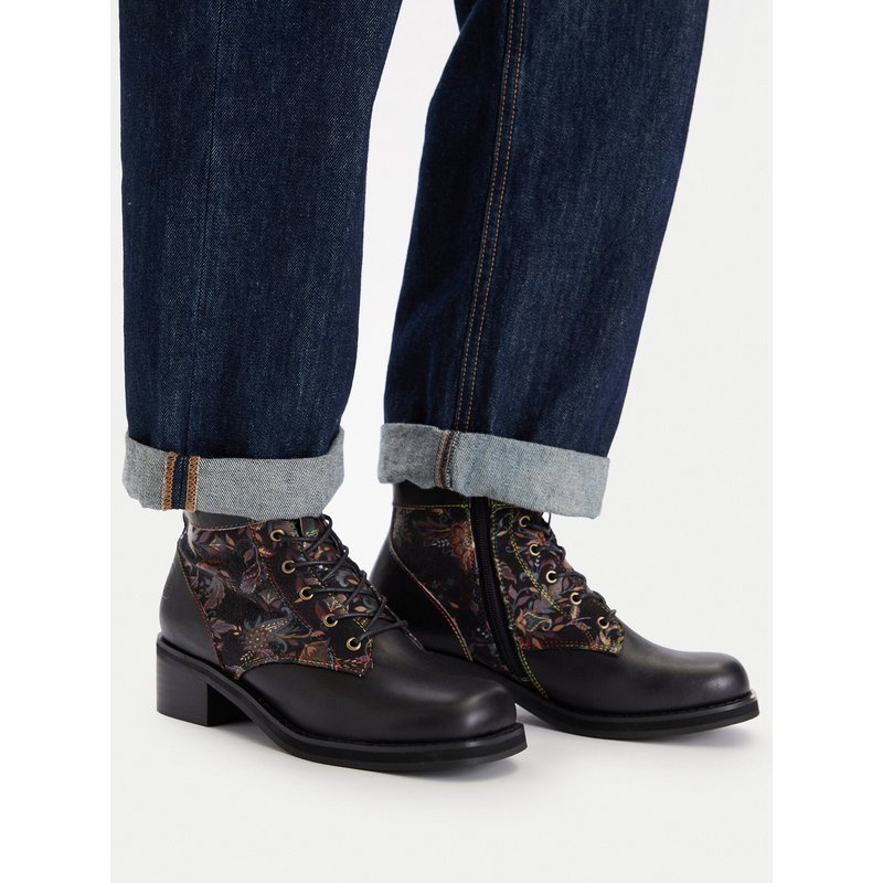 Schnürschuhe Laura Vita Ihclemo 03 Schwarz