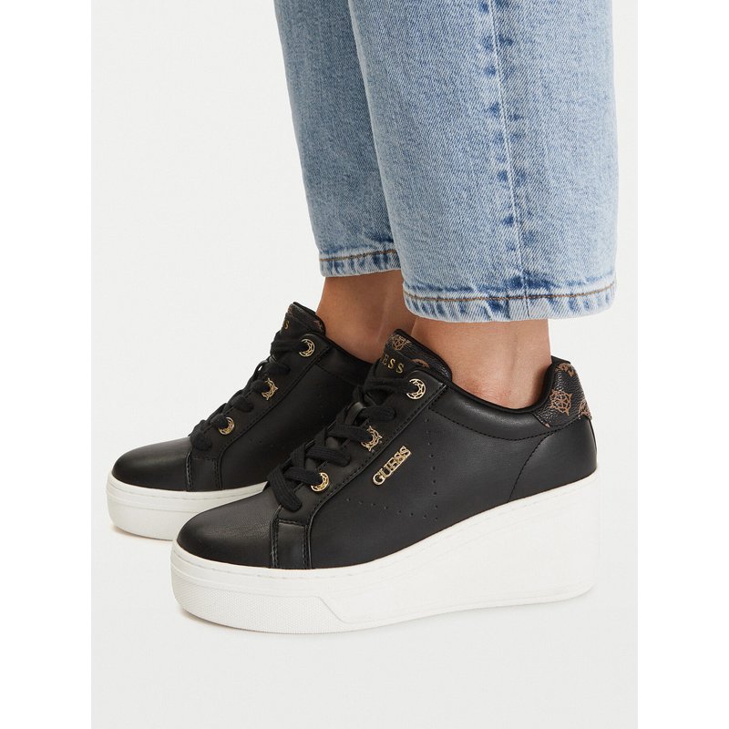 Sneakers Guess FLTRZY ELE12 Schwarz