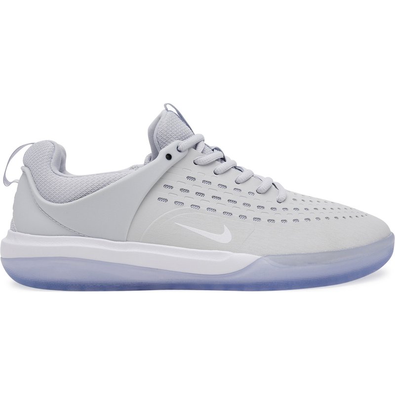 Sneakers Nike SB Zoom Nyjah 3 DV7896 Grau