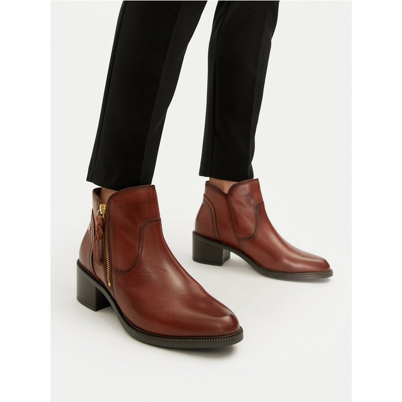 Stiefeletten Pikolinos W2D-8674 Braun