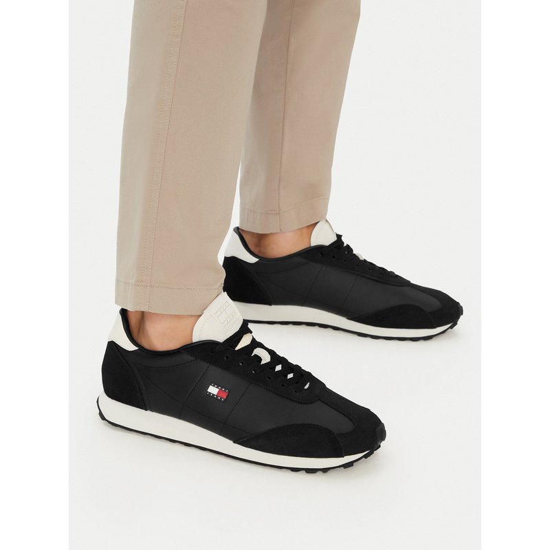 Sneakers Tommy Jeans Tjm Retro Runner Archive Mix Mat EM0EM01763 Schwarz