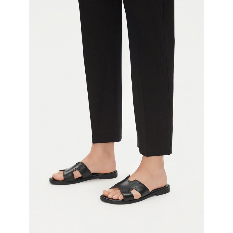Pantoletten Lasocki WI16-FOXI-74 Schwarz