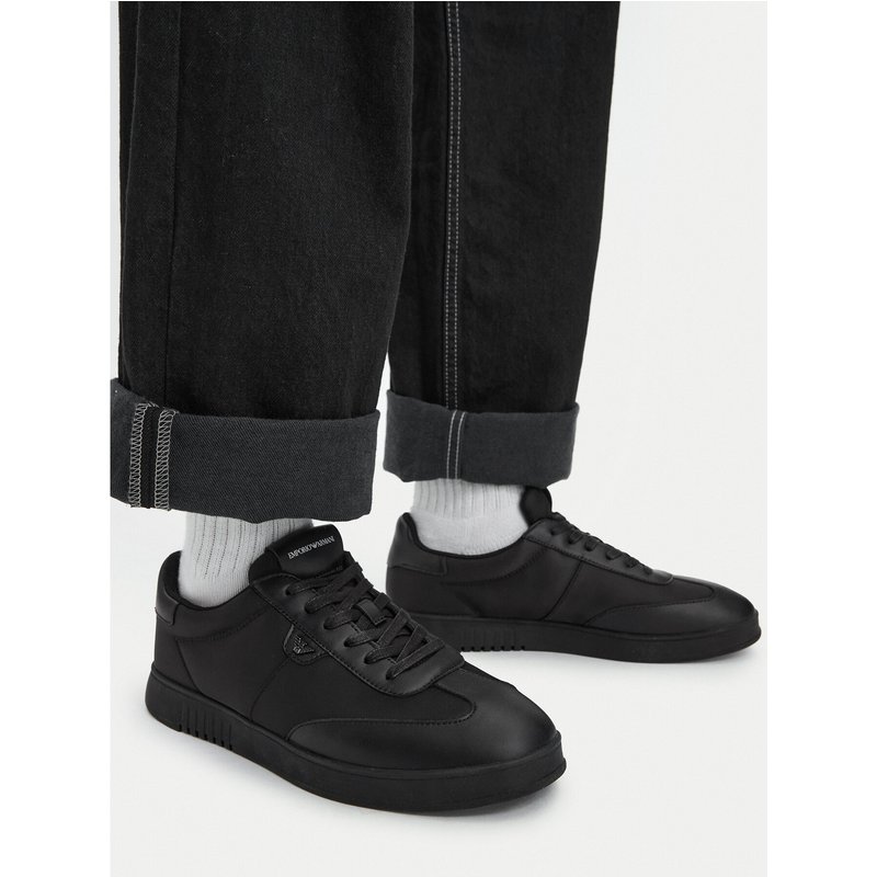 Sneakers Emporio Armani EM003062 AF18210 UC001 Schwarz