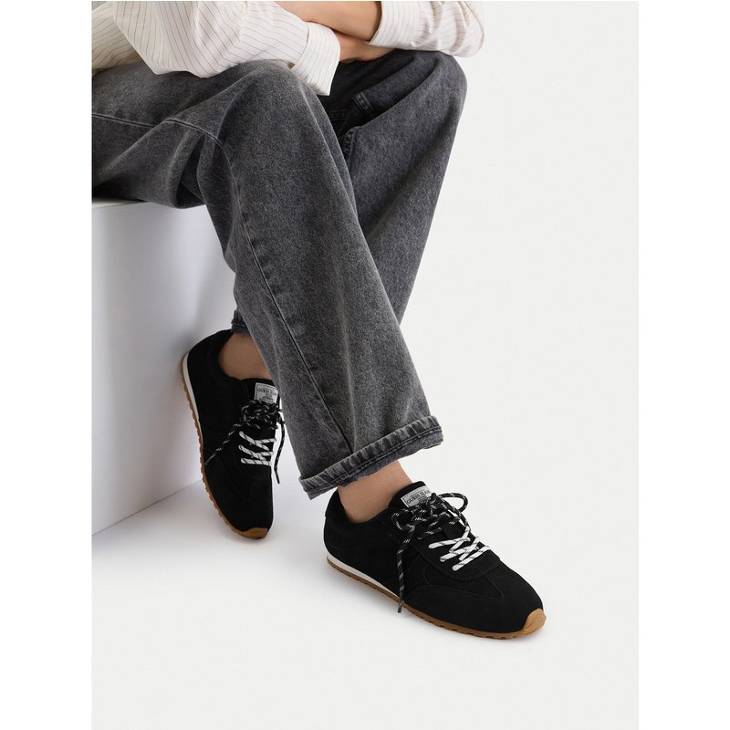 Sneakers Guess Jeans EO-CS5262 Schwarz