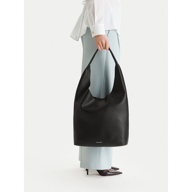 Handtasche Calvin Klein Slouchy Pebble Medium Bag LV04F3596G Schwarz