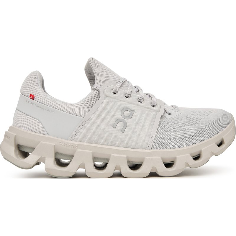 Sneakers On Cloudswift 4 AD Weiß