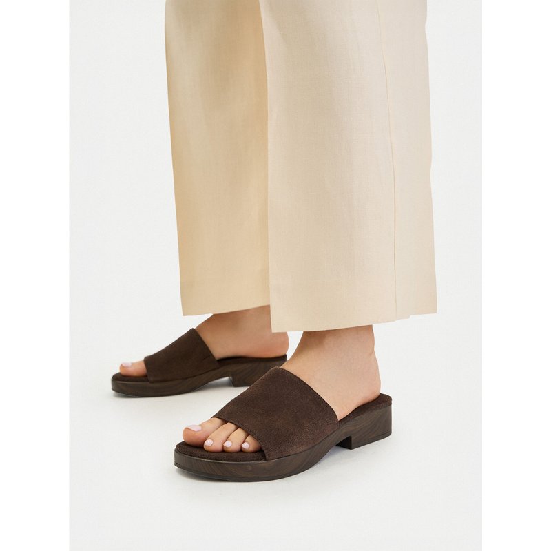 Pantoletten GINO ROSSI EO-LZRL0558-84 Braun