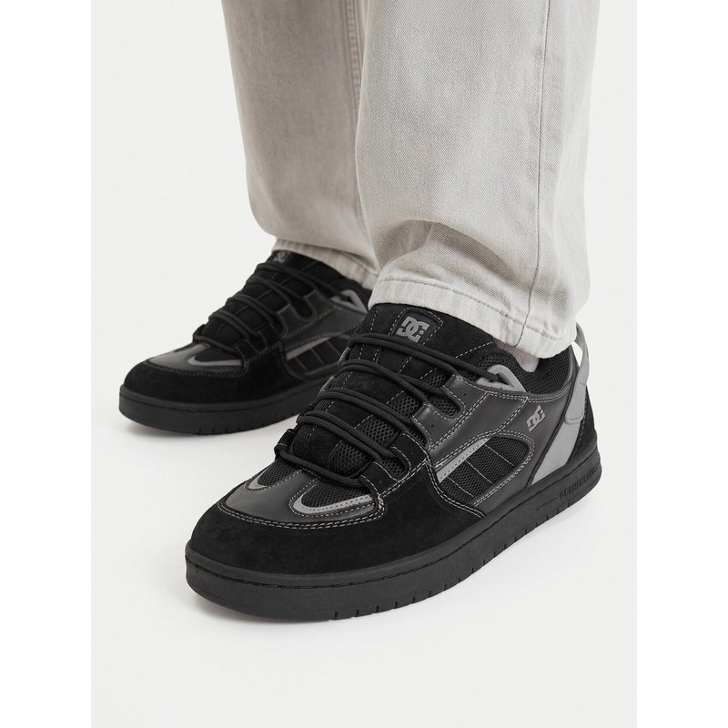 Sneakers DC Shoes EO-MP40-MC-250515W Schwarz
