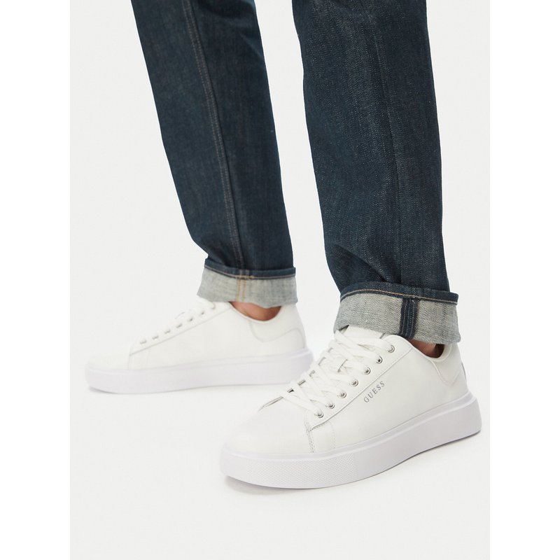 Sneakers Guess FMJAVI LEA12 Weiß