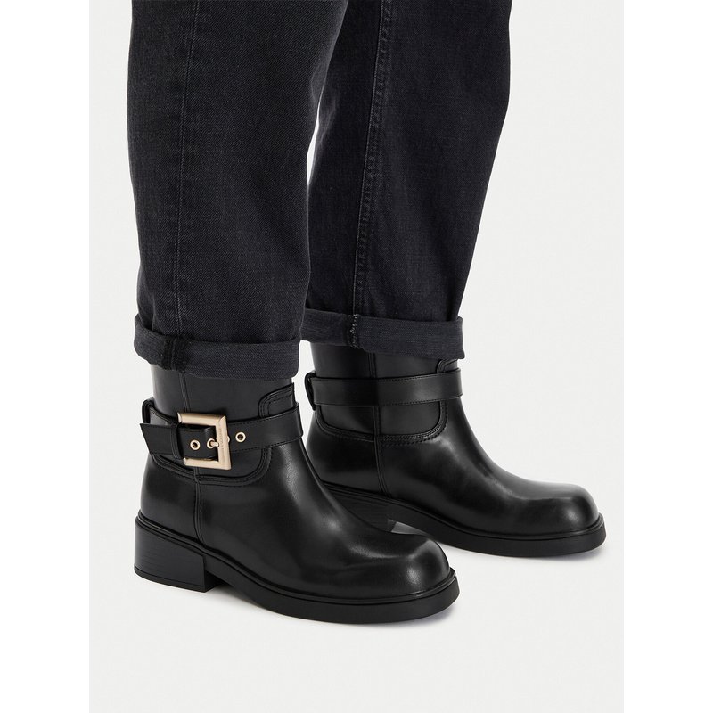 Stiefeletten Armani Exchange XW001654 AF17476 UC001 Schwarz