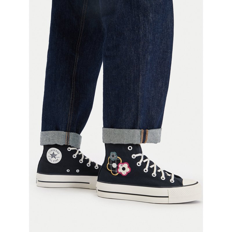 Sneakers aus Stoff Converse Chuck Taylor All Star Lift Platform Floral Patchwork A15534C Schwarz