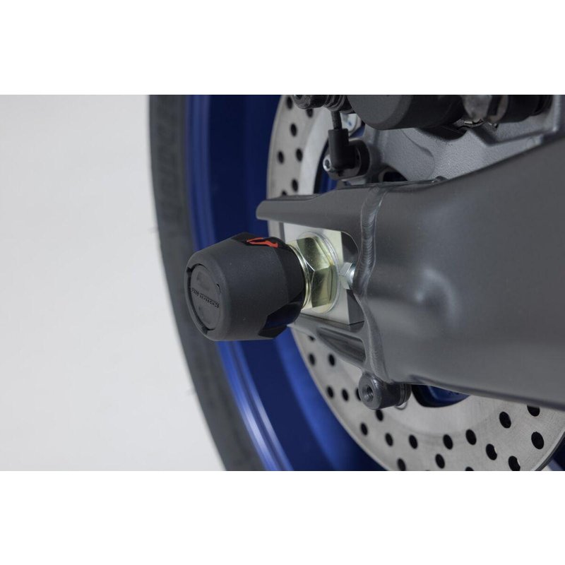 STP.06.176.11200/B - SW Motech Rear Axle Slider Set For Yamaha MT-09 ABS 2020-2022 - Black