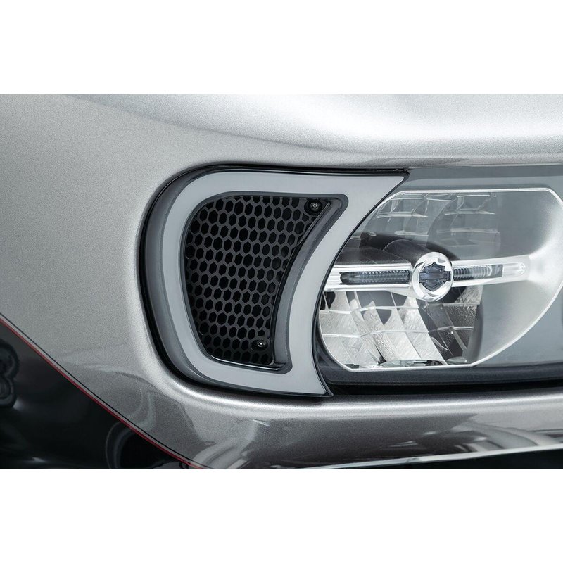 KUR2947 - Kuryakyn Pair Of Tracer Headlight Vent Accents For Harley Davidson FLHTK 1868 2024 Smoke