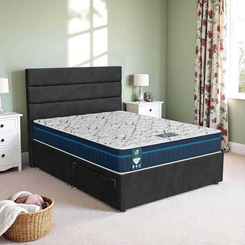 Venice Classic Stripe Divan-Dark - Venice Black, Double 135 x 190 cm